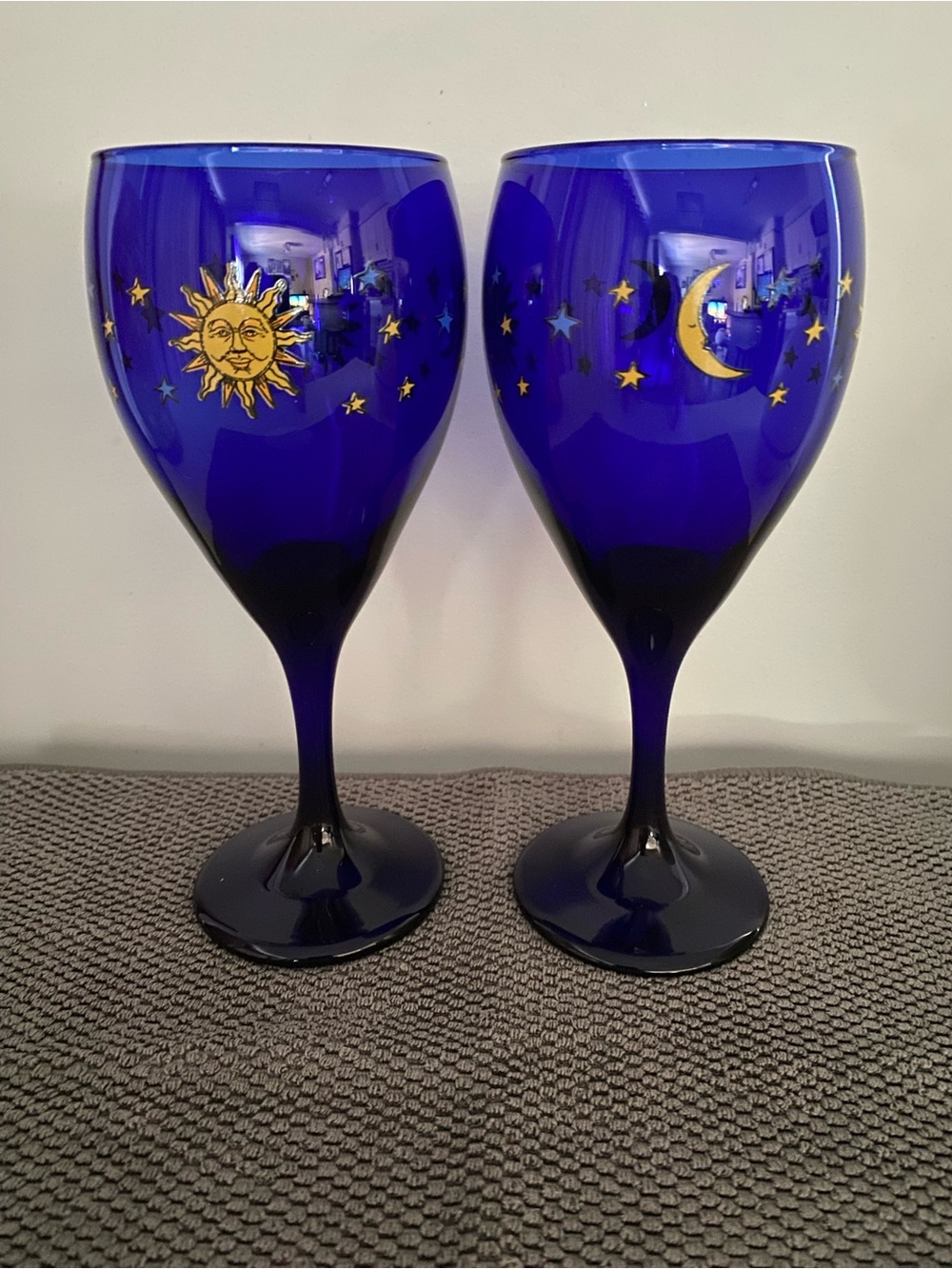 Vintage 90’s Libbey Celestial Sun, Moon & Stars Cobalt Blue Wine Glass Goblets